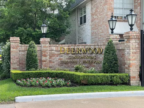 2224 S Piney Point Rd #114, Houston, TX 77063