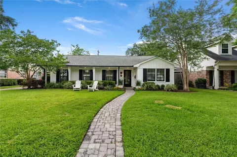 6206 Overbrook Ln, Houston, TX 77057