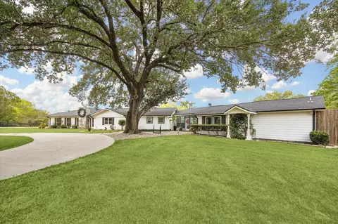 10740 Shepard Hill Rd, Willis, TX 77318