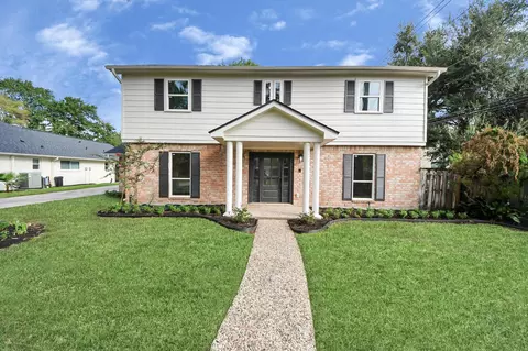 10806 Olympia Dr, Houston, TX 77042