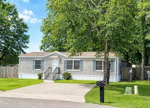 33114 Mckinley Cir, Magnolia, TX 77354