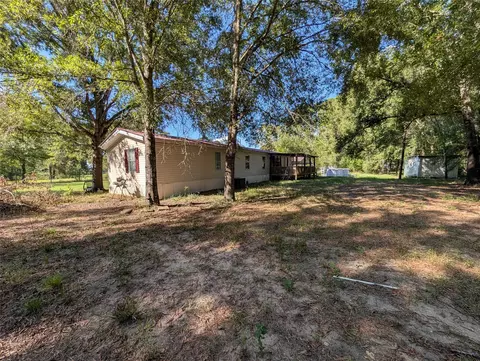 Exterior - 346 Lakeside Cir, Trinity, TX 75862 photo 6 of 15