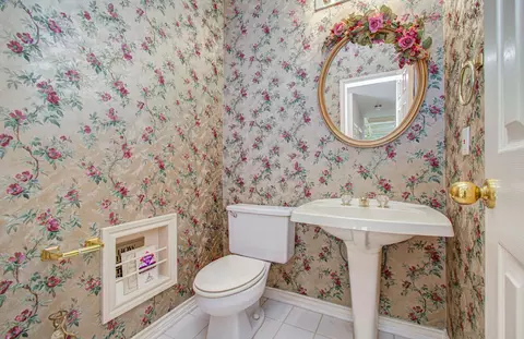 Bath - 16714 Manningtree Ln, Spring, TX 77379 photo 7 of 7
