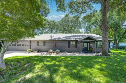 23258 Edgewater Dr, Berryville, TX 75763