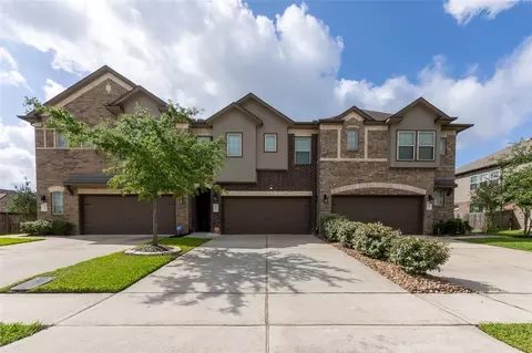 3819 Lancer Cir, Pearland, TX 77581