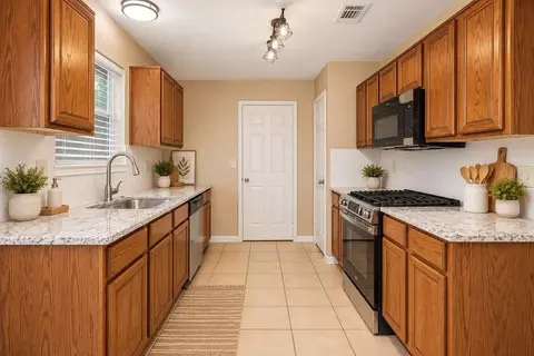 Kitchen - 4414 Bridgevillage Dr, Spring, TX 77373 photo 2 of 10