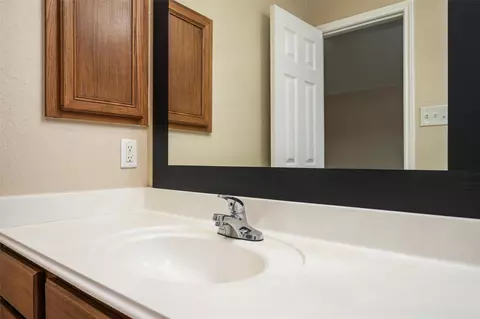 Bath - 4414 Bridgevillage Dr, Spring, TX 77373 photo 5 of 5