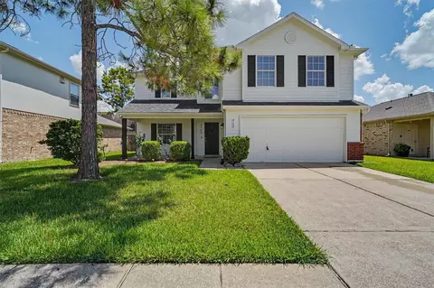 3105 Centennial Village Dr, Pearland, TX 77584