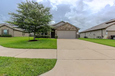 1811 Brady Shores Dr, Richmond, TX 77469
