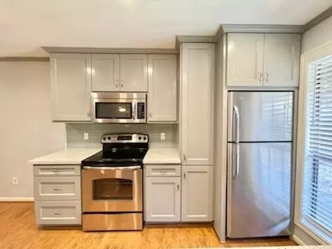 1311 Antoine Dr #208, Houston, TX 77055