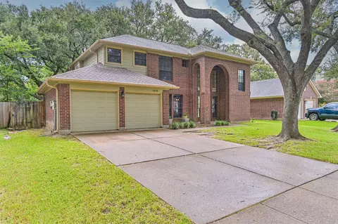 1918 Fir Tree Dr, League City, TX 77573