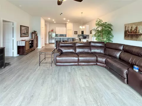 Living - 209 Bryan Way, Angleton, TX 77515 photo 2 of 4