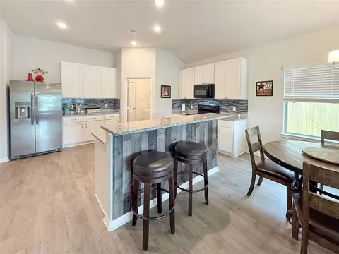 Kitchen - 209 Bryan Way, Angleton, TX 77515 photo 2 of 3