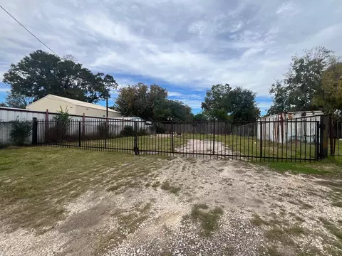 4519 Reed Rd, Houston, TX 77051