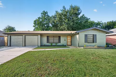 4310 Jorns St, Houston, TX 77045