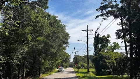 20 Barrett Rd # -B, Beaumont, TX 77708