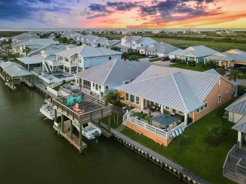 5310 Brigantine Cay Ct, Texas City, TX 77590
