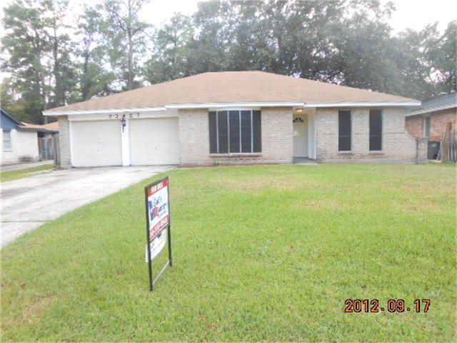 23427 Harpergate Dr, Spring, TX 77373 photo 1