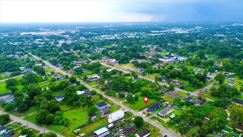 859 W Rittenhouse Rd, Houston, TX 77091