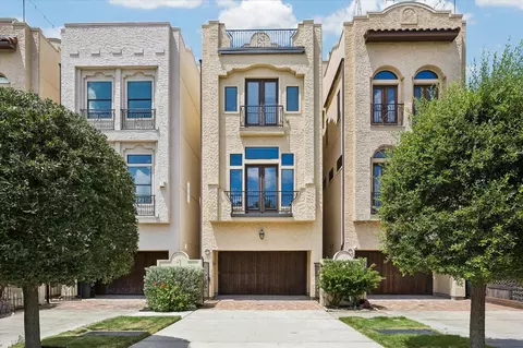 1059 W 16th St, Houston, TX 77008