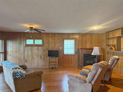 Living - 192 Sam Houston Loop, Point Blank, TX 77364 photo 1 of 10