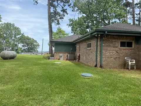Exterior - 192 Sam Houston Loop, Point Blank, TX 77364 photo 4 of 10
