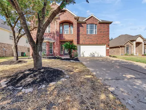 16310 Pinon Vista Dr, Houston, TX 77095