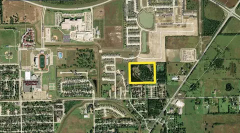 101 Julie K Ln, Angleton, TX 77515