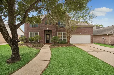 2918 Autumn Creek Dr, Friendswood, TX 77546