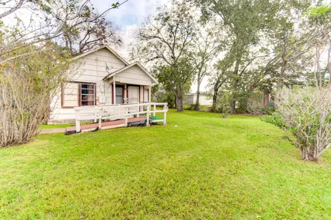 8109 Main St, Fulshear, TX 77441