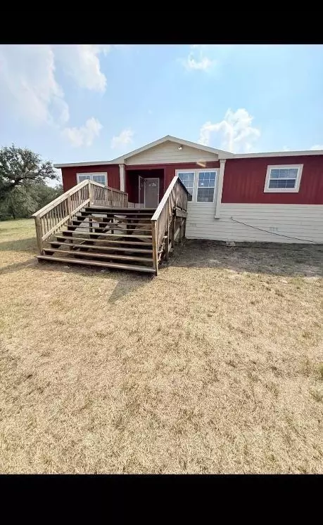 2189 Hickory Forrest Dr, Seguin, TX 78155