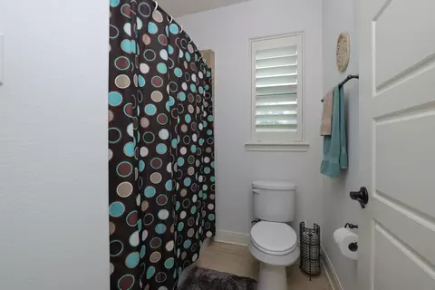 Bath - 1547 Ruby Dr, Willis, TX 77378 photo 7 of 8