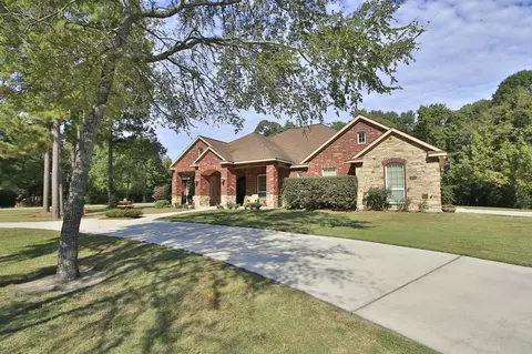 Exterior - 1547 Ruby Dr, Willis, TX 77378 photo 2 of 12