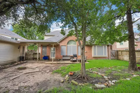 Exterior - 410 Spring Lakes Hvn, Spring, TX 77373 photo 5 of 6