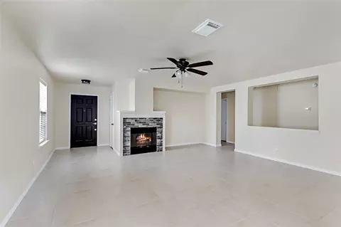 10423 Briar Patch St, Baytown, TX 77523
