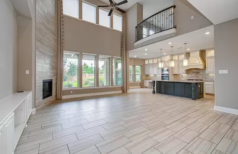 Living - 2726 Kingston Bluff Ln, Katy, TX 77494 photo 2 of 6