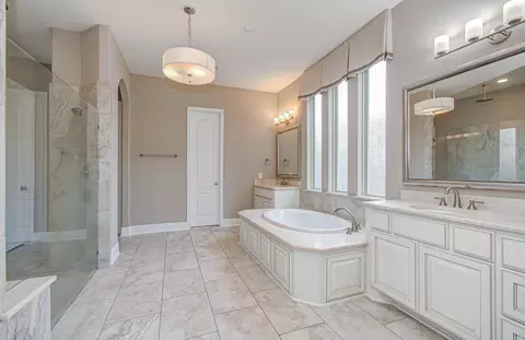 Bath - 2726 Kingston Bluff Ln, Katy, TX 77494 photo 3 of 10