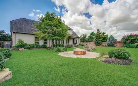 Exterior - 2726 Kingston Bluff Ln, Katy, TX 77494 photo 7 of 7