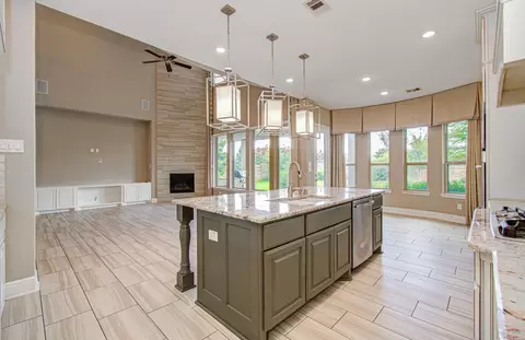 Kitchen - 2726 Kingston Bluff Ln, Katy, TX 77494 photo 2 of 4