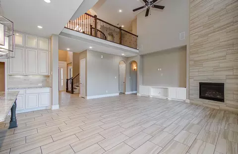 Living - 2726 Kingston Bluff Ln, Katy, TX 77494 photo 4 of 6