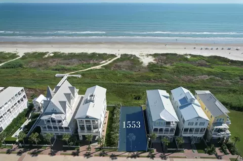 1553 Seaside Dr, Galveston, TX 77550