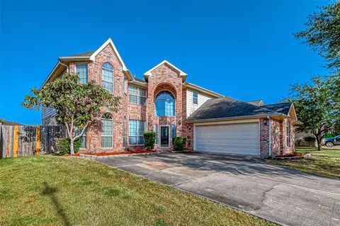 10626 Hillsdale Bridge Ln, Sugar Land, TX 77498