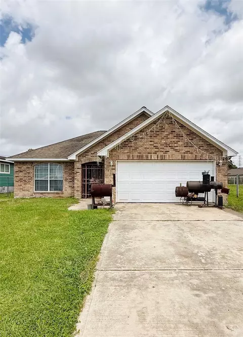 5417 Ricky St, Houston, TX 77033