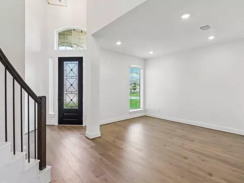 Living - 2818 Clapbread Ln, Rosenberg, TX 77471 photo 15 of 18