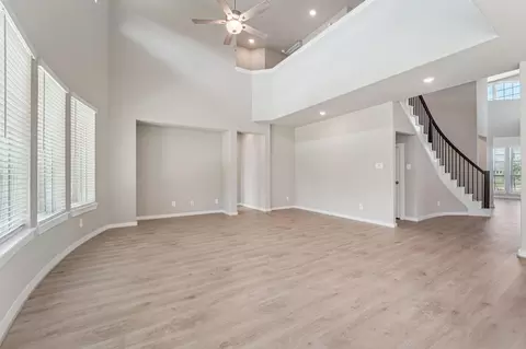 Living - 2818 Clapbread Ln, Rosenberg, TX 77471 photo 7 of 9