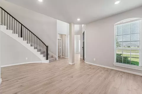 Living - 2818 Clapbread Ln, Rosenberg, TX 77471 photo 3 of 9