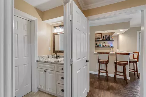 Entry Way - 545 Robert E Lee Dr, Conroe, TX 77302 photo 5 of 7