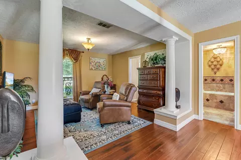 Other - 545 Robert E Lee Dr, Conroe, TX 77302 photo 4 of 6