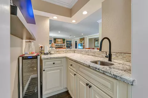 Kitchen - 545 Robert E Lee Dr, Conroe, TX 77302 photo 6 of 6