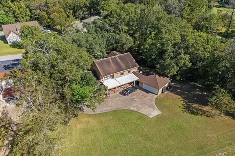 View/Area - 545 Robert E Lee Dr, Conroe, TX 77302 photo 1 of 3